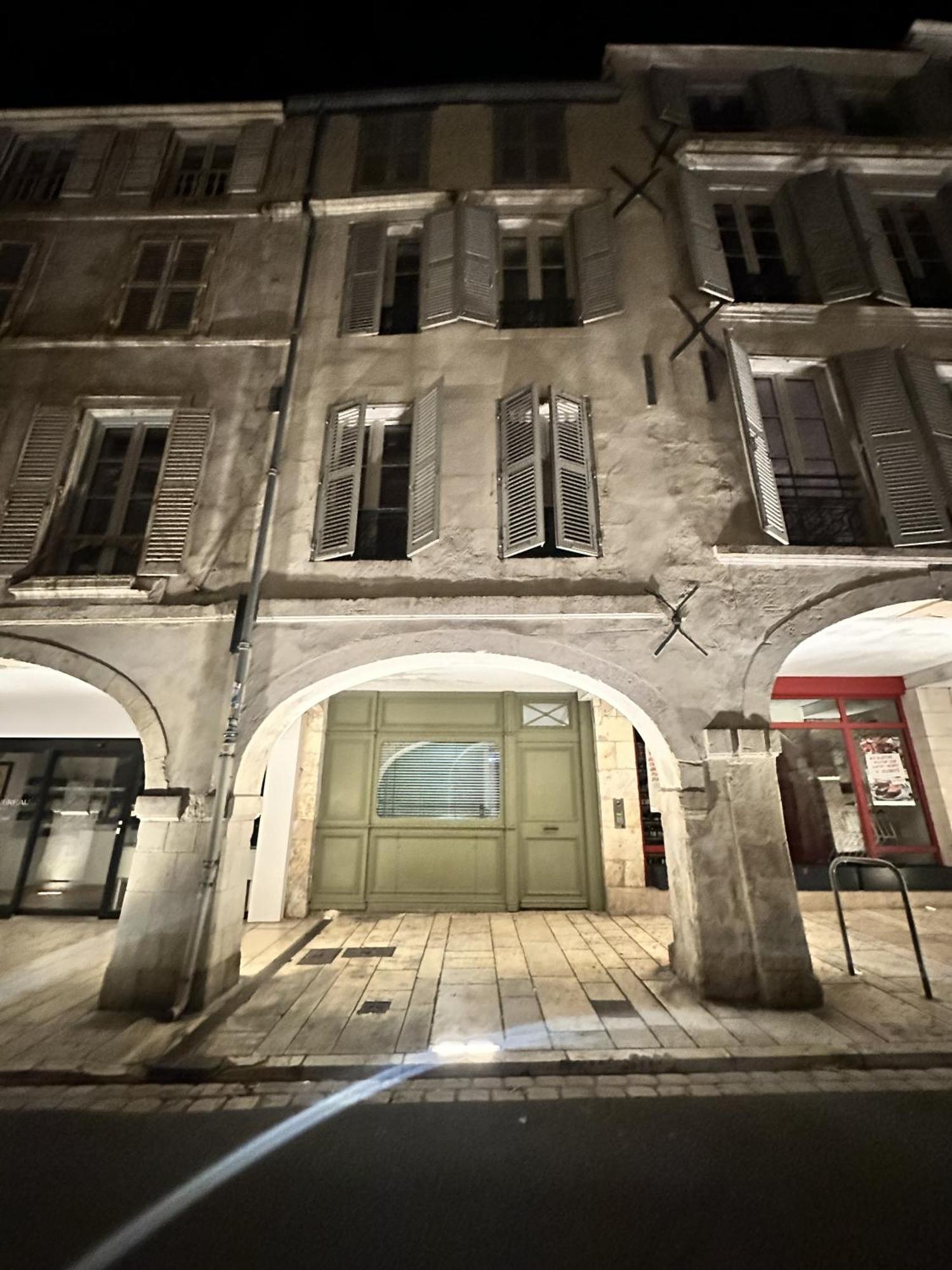 Hyper Centre A 80M Du Vieux Marche, T2 Calme Vue Sur Les Toits Rue Du Minage Apartment La Rochelle  Exterior foto