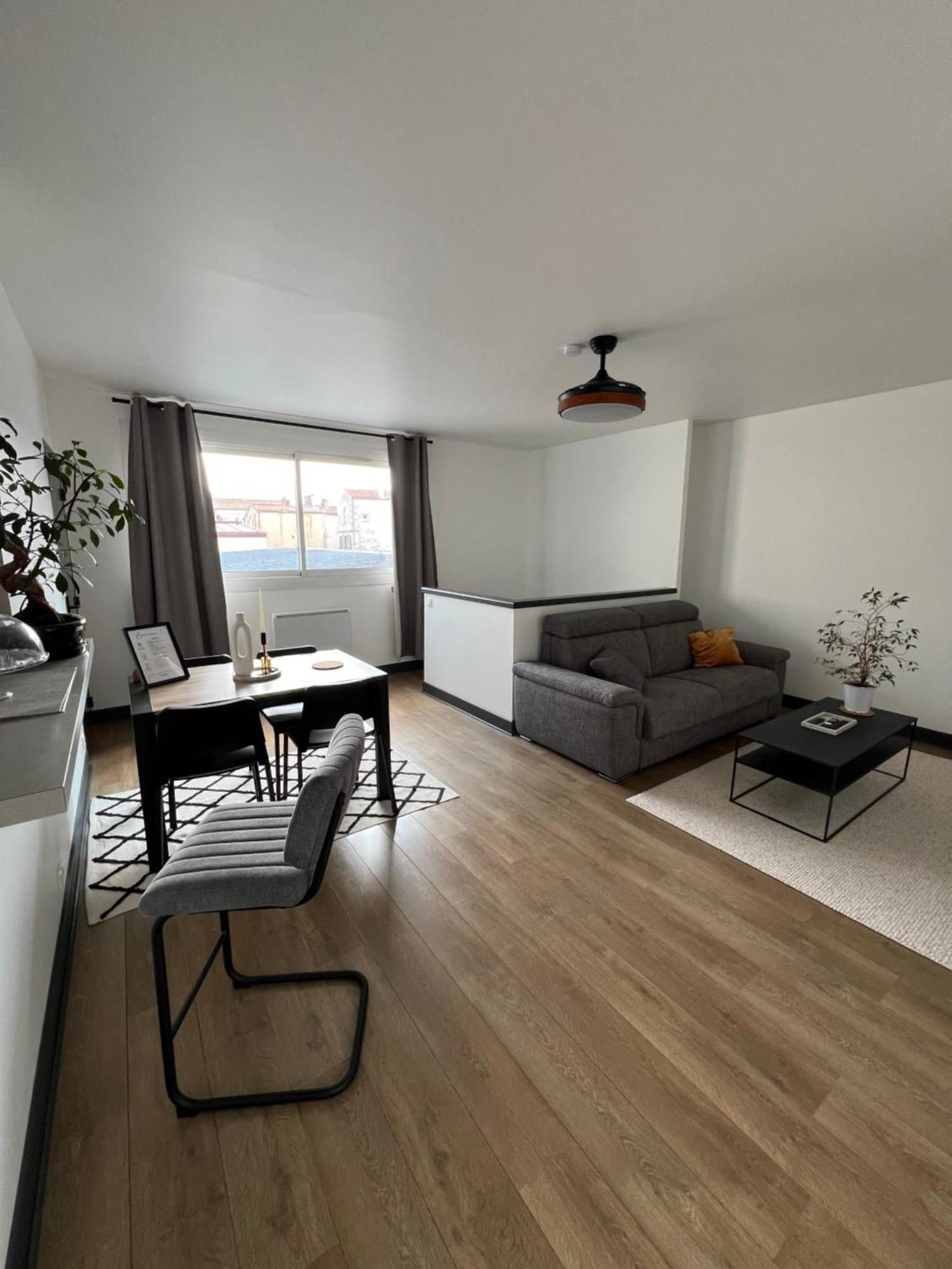 Hyper Centre A 80M Du Vieux Marche, T2 Calme Vue Sur Les Toits Rue Du Minage Apartment La Rochelle  Exterior foto
