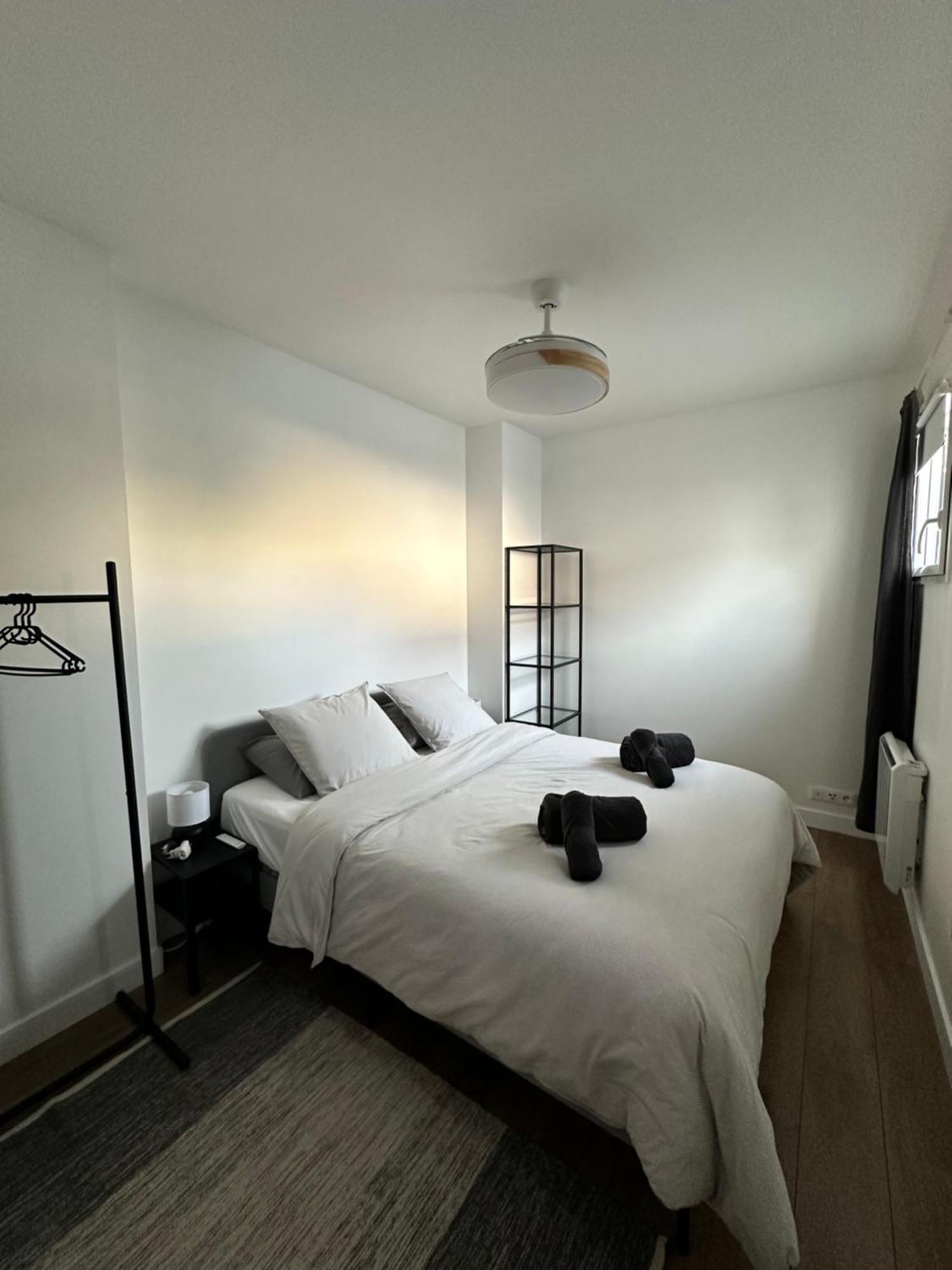 Hyper Centre A 80M Du Vieux Marche, T2 Calme Vue Sur Les Toits Rue Du Minage Apartment La Rochelle  Exterior foto